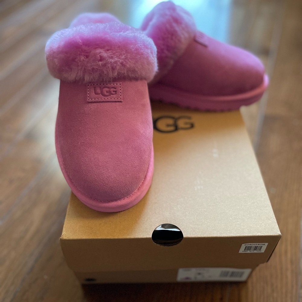 UGG, Size 8, Pink